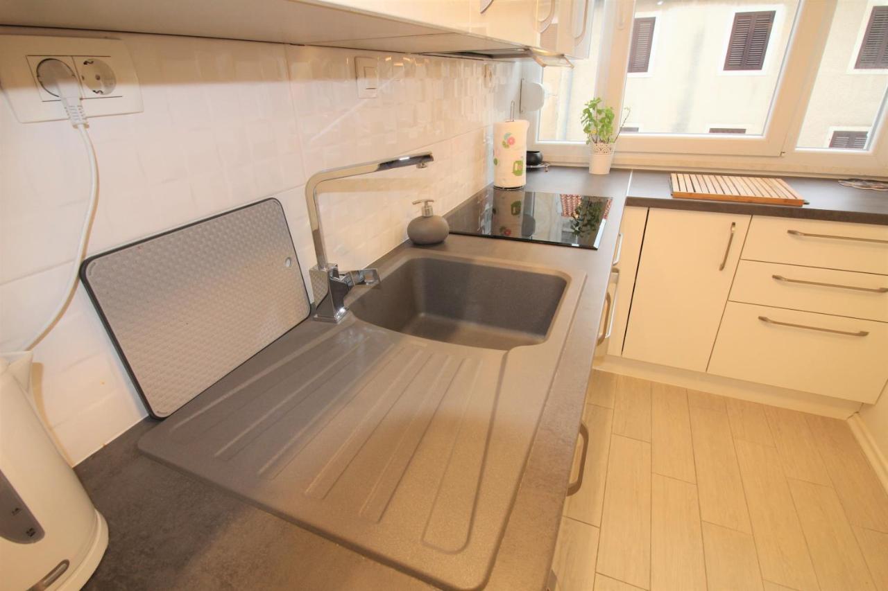 Apartment Pia Sibenik Luaran gambar